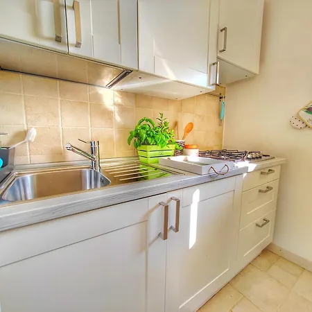 Palazzina Cavour * Monopoli