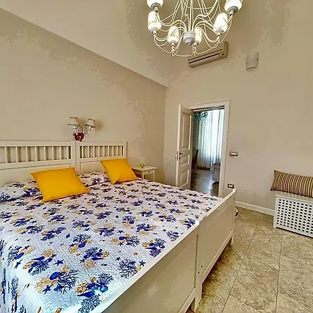 Palazzina Cavour *