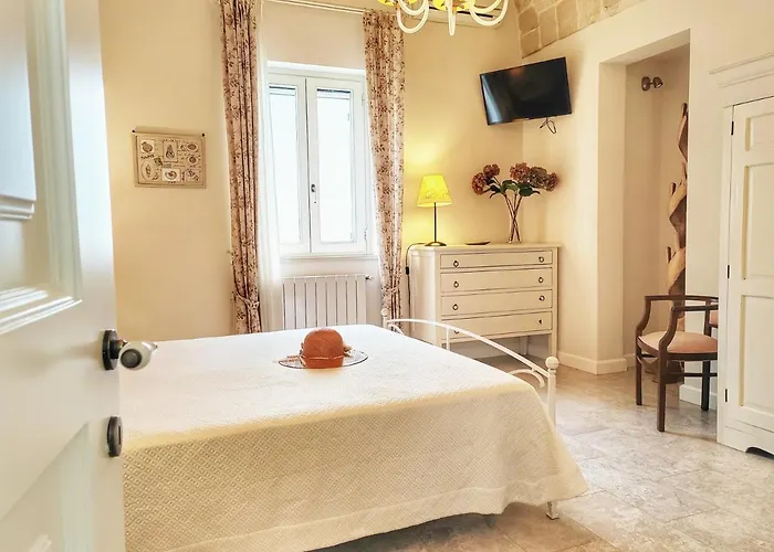 Palazzina Cavour * Monopoli